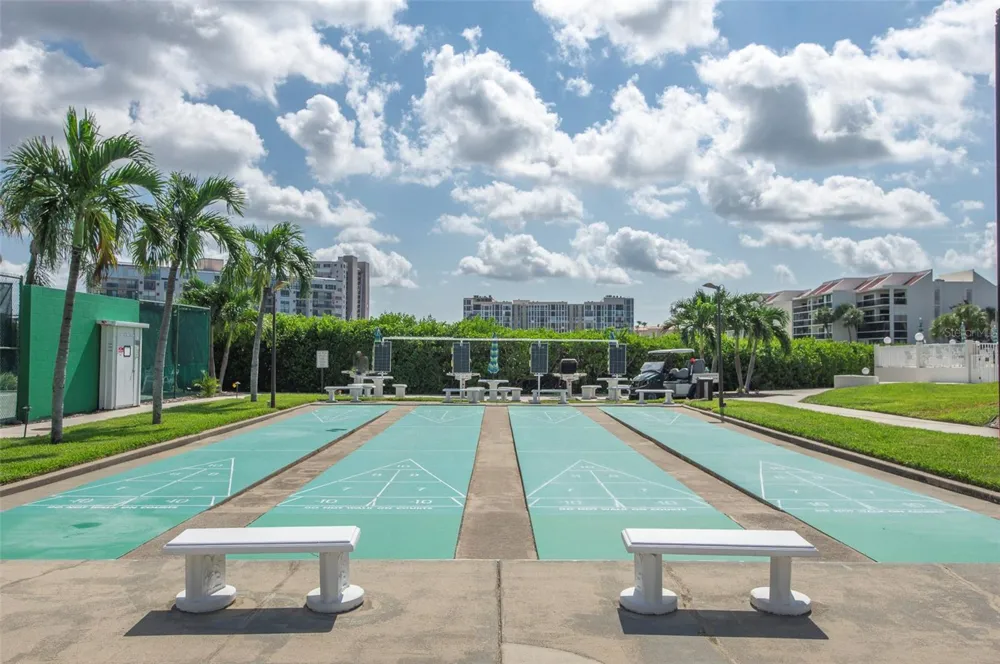 7903 SAILBOAT KEY BOULEVARD S #102 South Pasadena, FL 33707