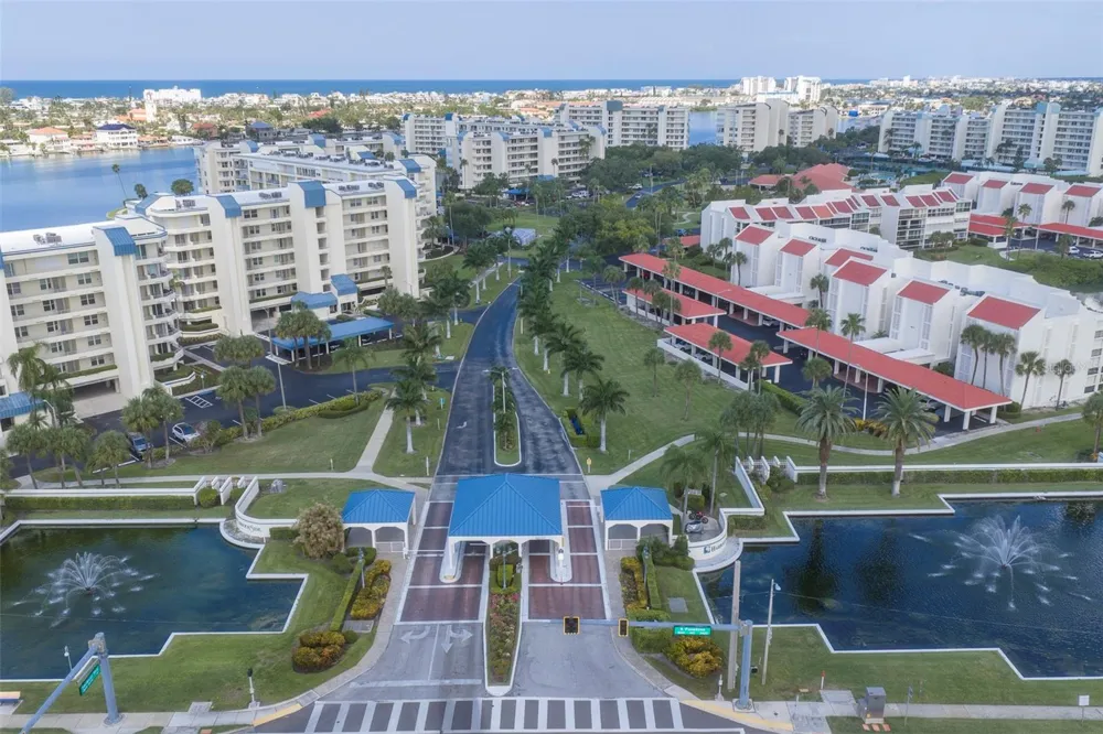 7903 SAILBOAT KEY BOULEVARD S #102 South Pasadena, FL 33707