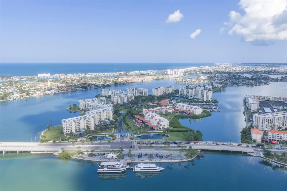 7903 SAILBOAT KEY BOULEVARD S #102 South Pasadena, FL 33707