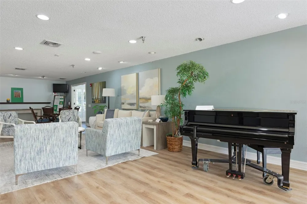 7903 SAILBOAT KEY BOULEVARD S #102 South Pasadena, FL 33707