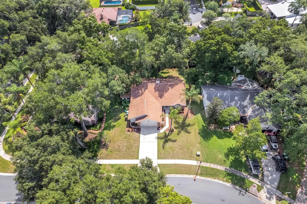 837 TOWERING OAK WAY Apopka, FL 32712