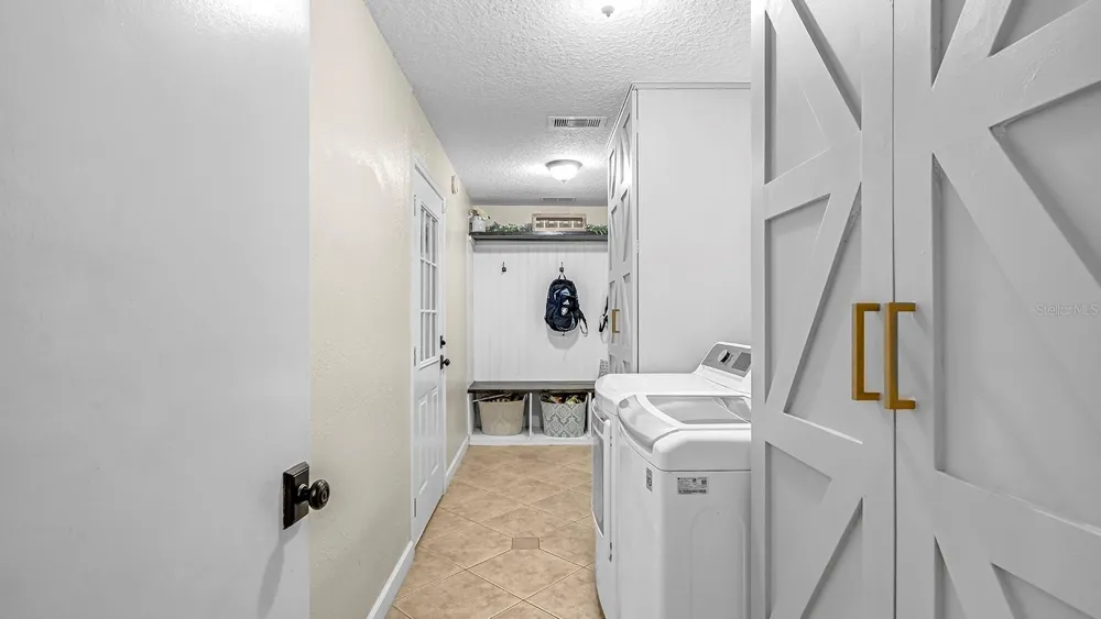 837 TOWERING OAK WAY Apopka, FL 32712