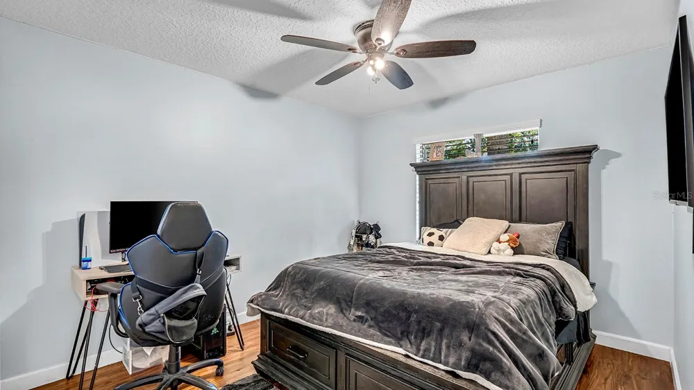 837 TOWERING OAK WAY Apopka, FL 32712