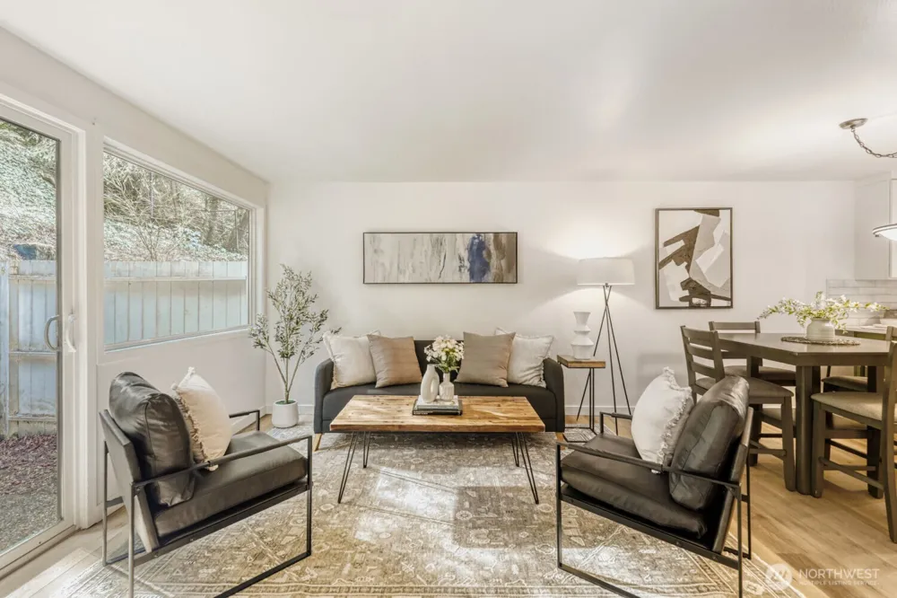 22906 Edmonds Way #10 Edmonds, WA 98020