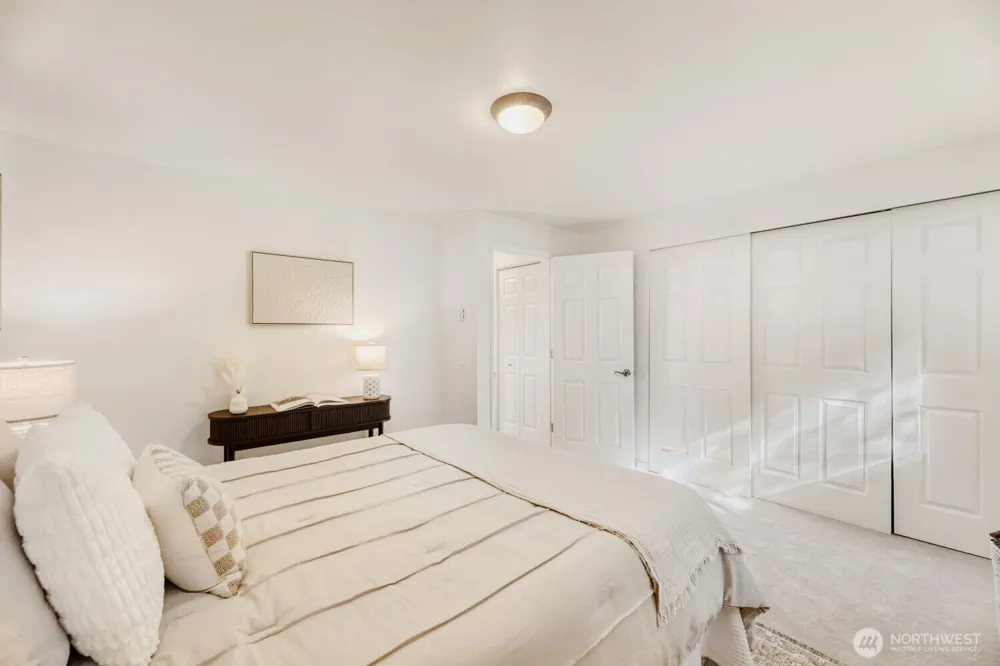 22906 Edmonds Way #10 Edmonds, WA 98020