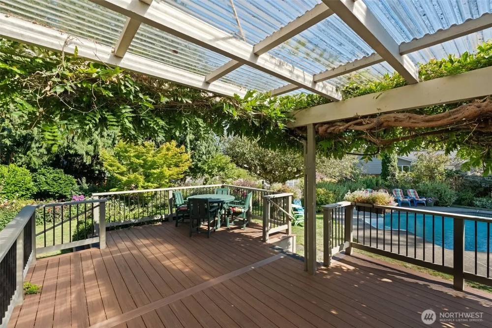 1867 Gossard St Enumclaw, WA 98022