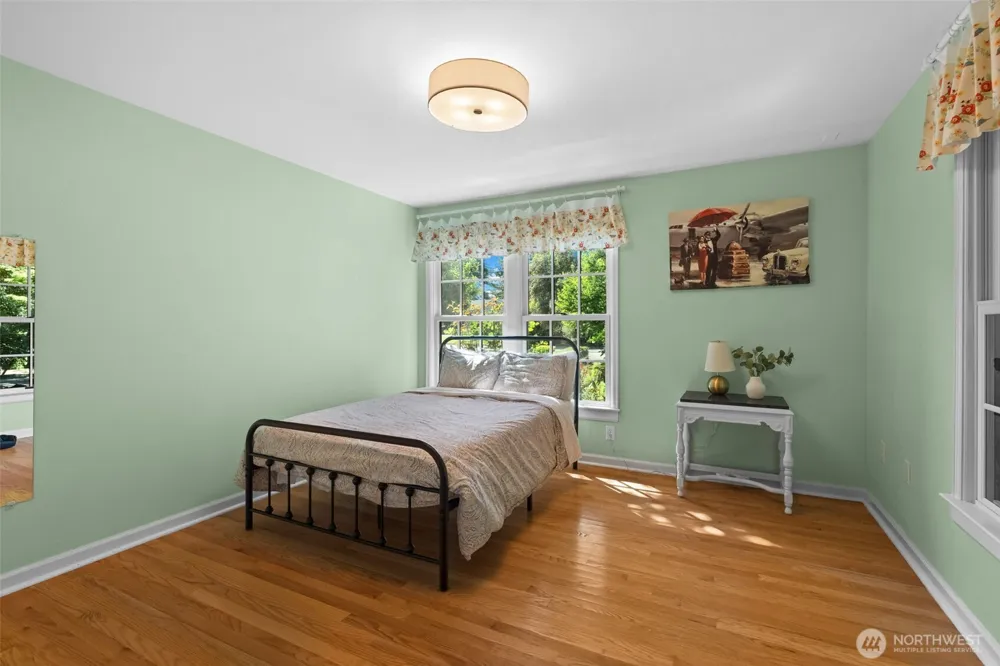1867 Gossard St Enumclaw, WA 98022