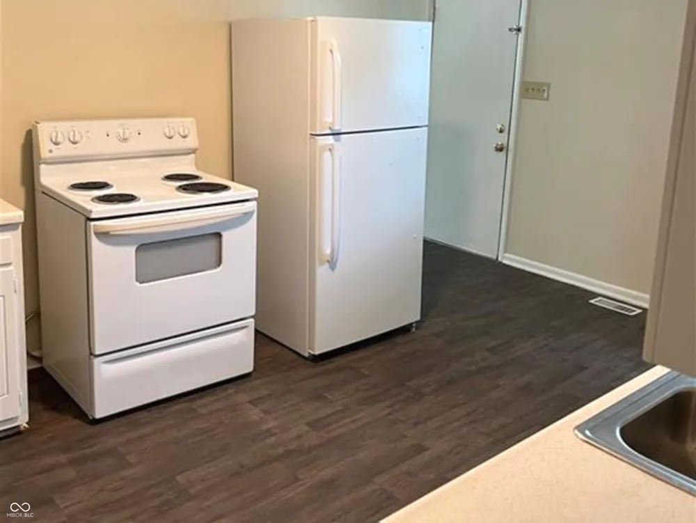 6205 E 12th Street Indianapolis, IN 46219