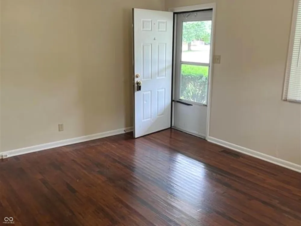 6205 E 12th Street Indianapolis, IN 46219