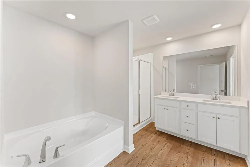 7457 Clover Lane #135 Flowery Branch, GA 30542