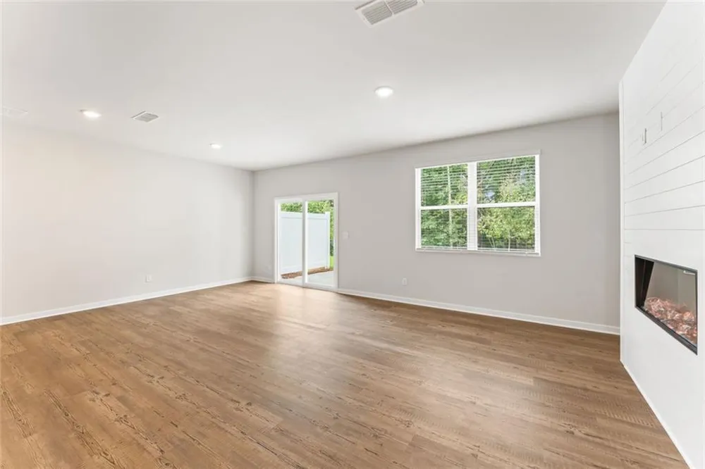7457 Clover Lane #135 Flowery Branch, GA 30542
