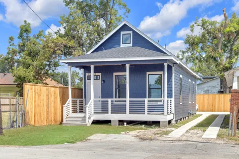 1708 Gentry Street #AB