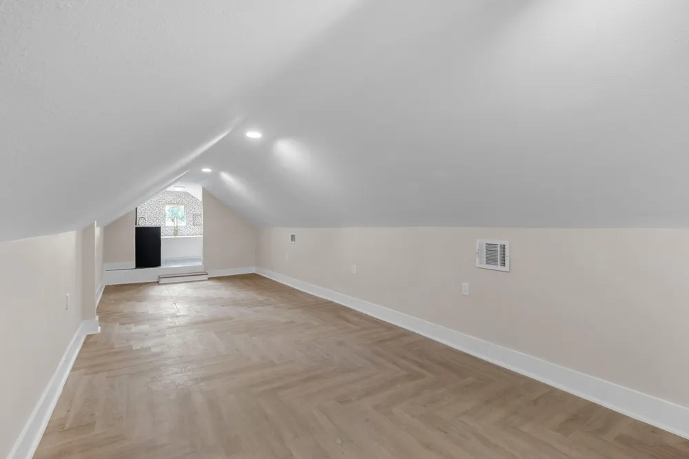 1708 Gentry Street #AB Houston, TX 77009