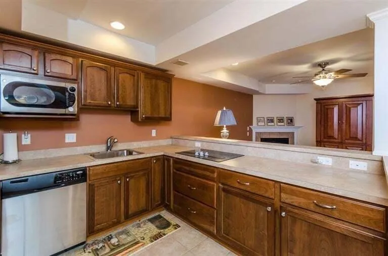 4823 Ridgeside Circle Ann Arbor, MI 48105