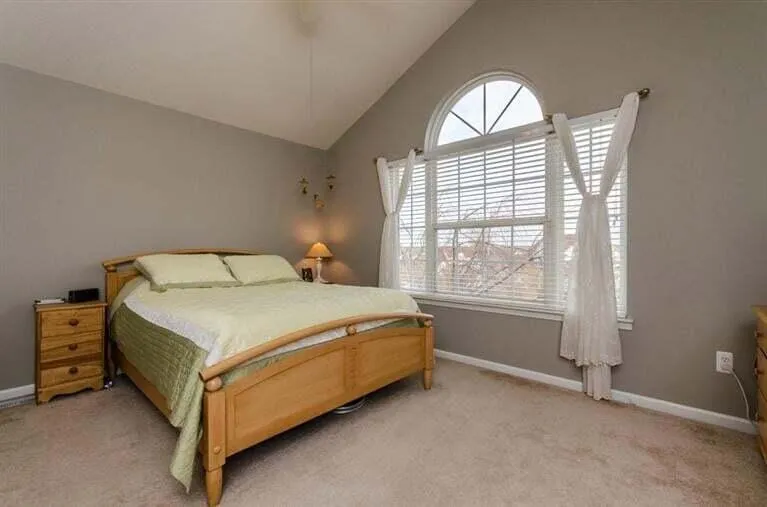 4823 Ridgeside Circle Ann Arbor, MI 48105