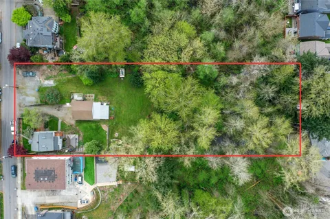 18011 18005 83rd Avenue NE