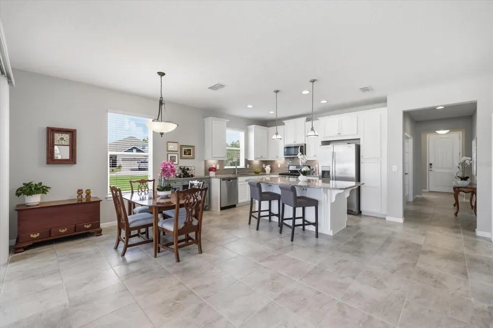 11243 SPRING GATE TRAIL Bradenton, FL 34211