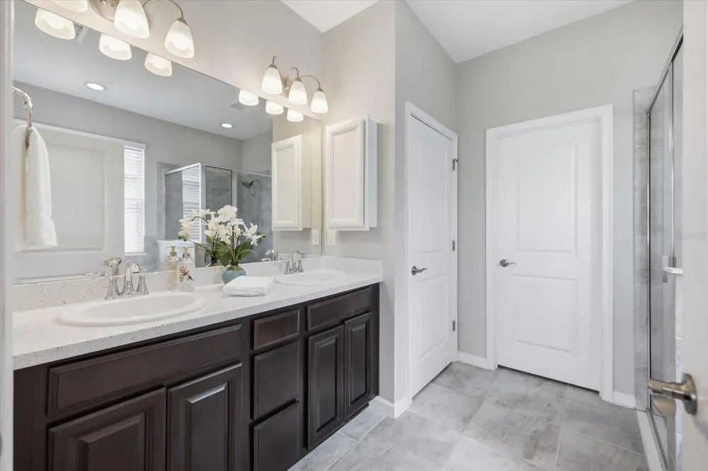 11243 SPRING GATE TRAIL Bradenton, FL 34211