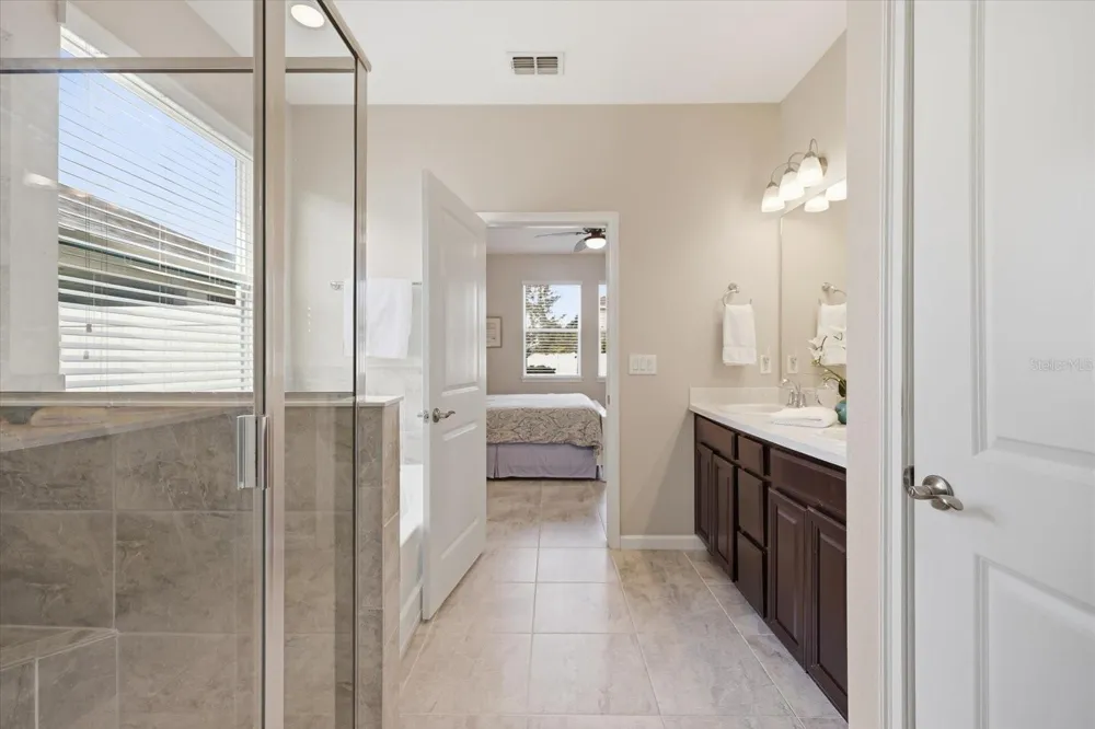 11243 SPRING GATE TRAIL Bradenton, FL 34211