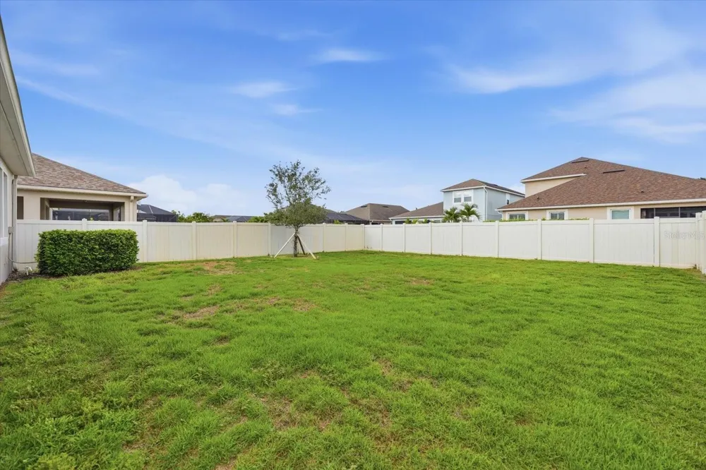 11243 SPRING GATE TRAIL Bradenton, FL 34211