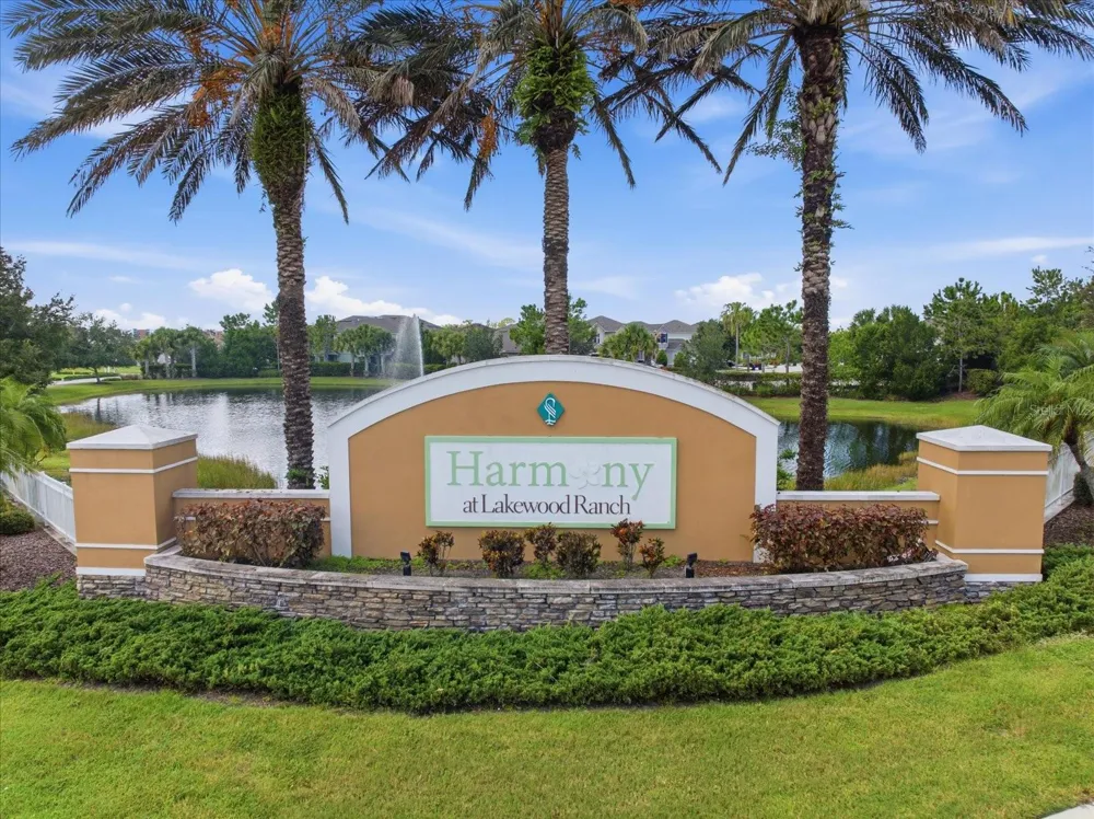 11243 SPRING GATE TRAIL Bradenton, FL 34211