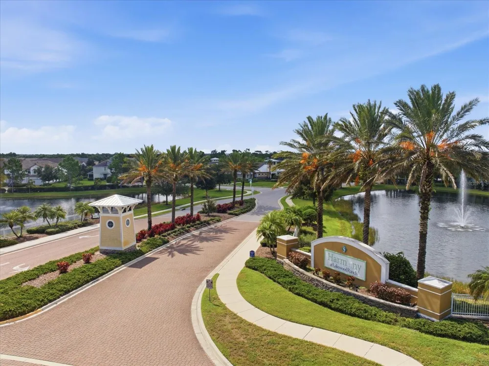 11243 SPRING GATE TRAIL Bradenton, FL 34211