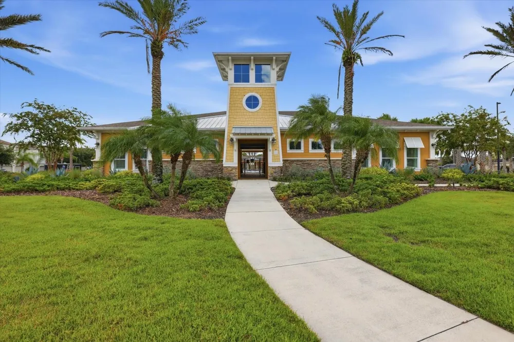 11243 SPRING GATE TRAIL Bradenton, FL 34211