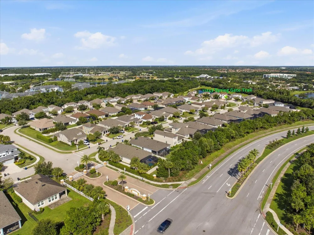 11243 SPRING GATE TRAIL Bradenton, FL 34211