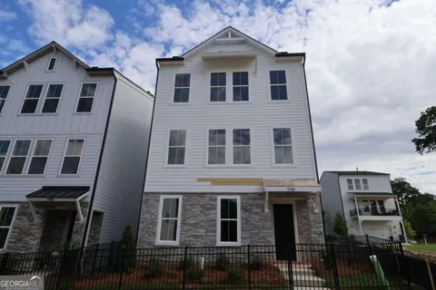 744 Auguste AVE