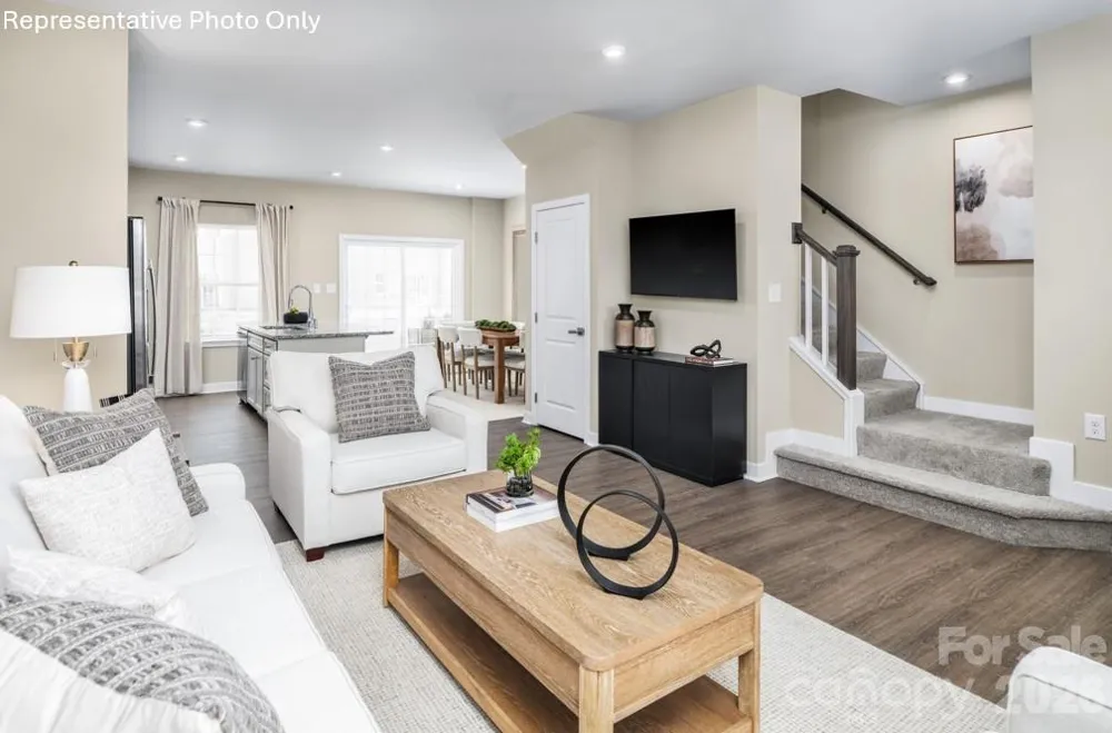 7327 Marino Court Charlotte, NC 28212
