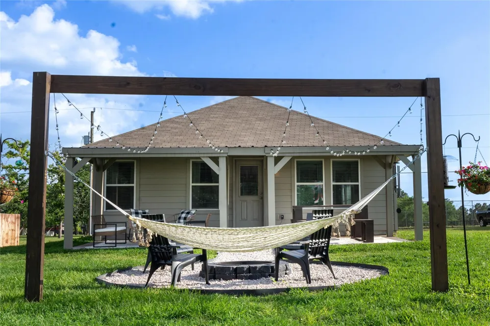 38340 Park View Drive Hempstead, TX 77445
