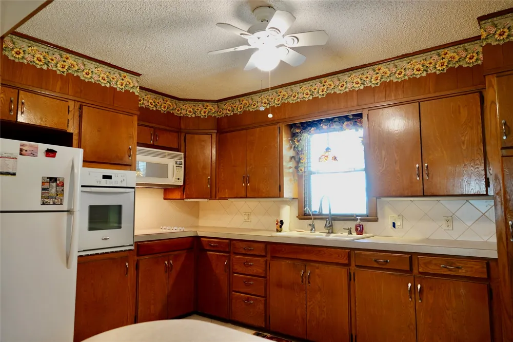 1108 Reilley Street Goldthwaite, TX 76844