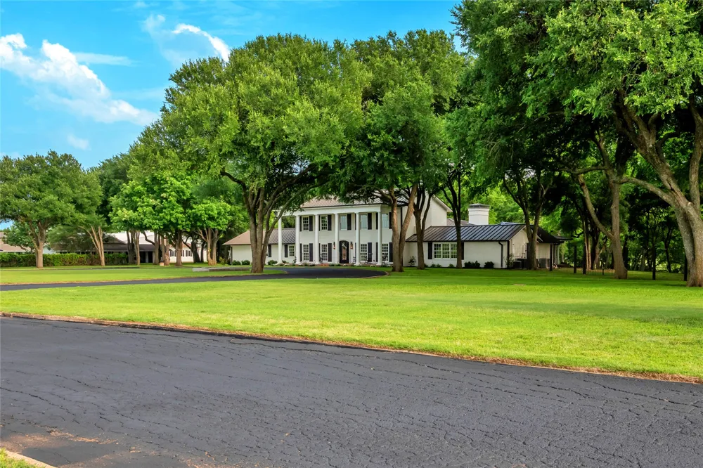 200 Legacy Downs Drive Fort Worth, TX 76126