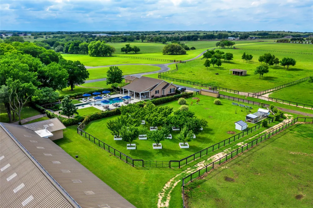 200 Legacy Downs Drive Fort Worth, TX 76126