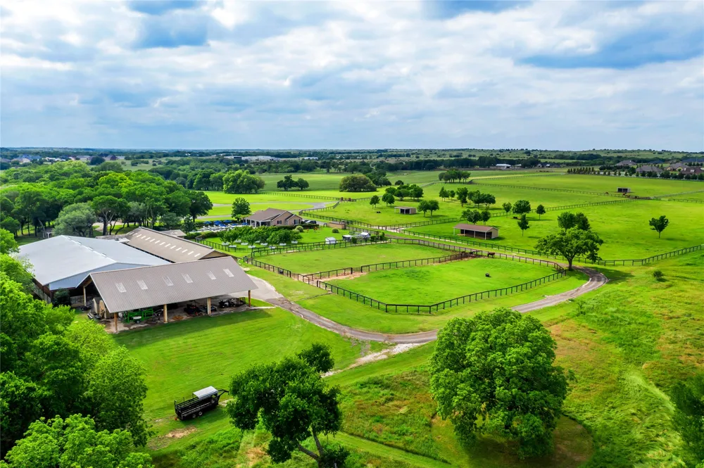 200 Legacy Downs Drive Fort Worth, TX 76126