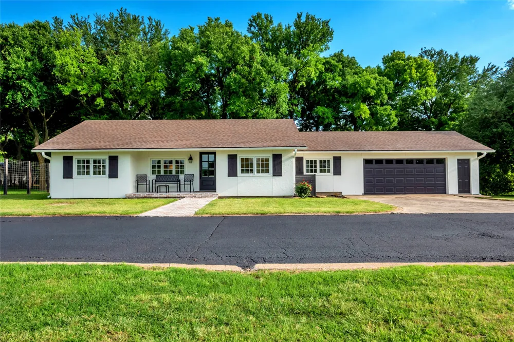 200 Legacy Downs Drive Fort Worth, TX 76126