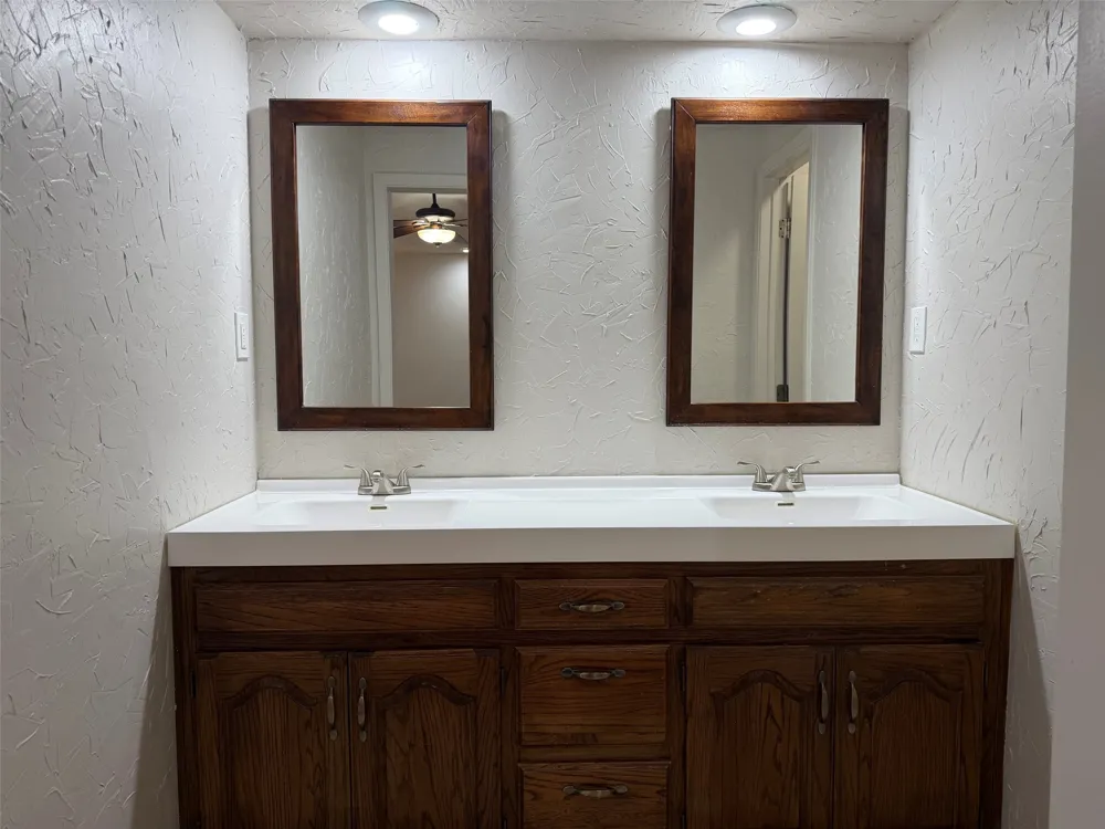 1401 Preston Trail Court Graham, TX 76450