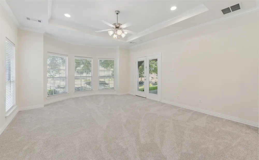 1825 Spinnaker Lane Azle, TX 76020