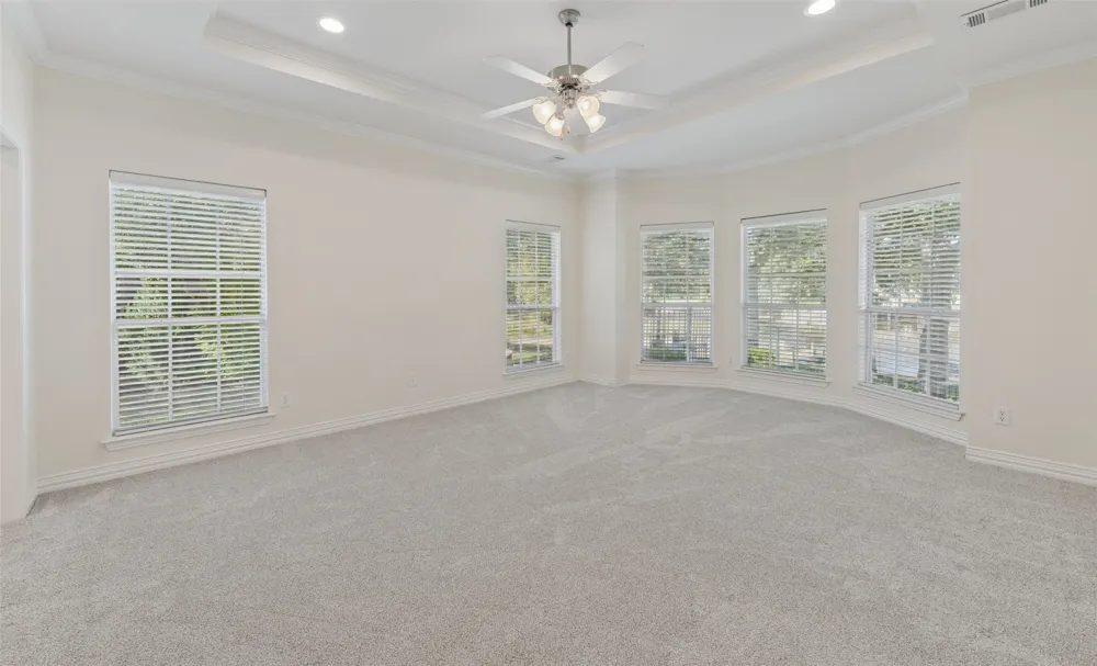 1825 Spinnaker Lane Azle, TX 76020