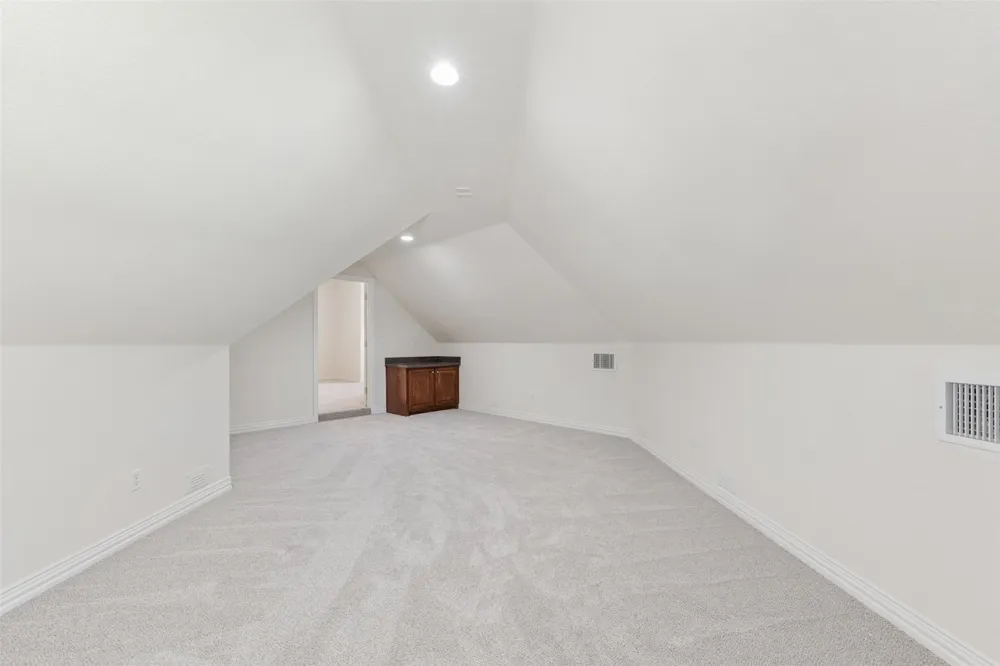 1825 Spinnaker Lane Azle, TX 76020