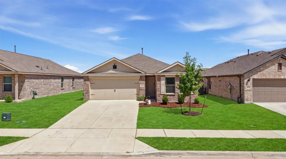 14025 Ilderton Street Pilot Point, TX 76258