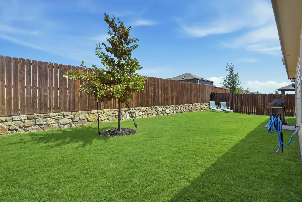 14025 Ilderton Street Pilot Point, TX 76258
