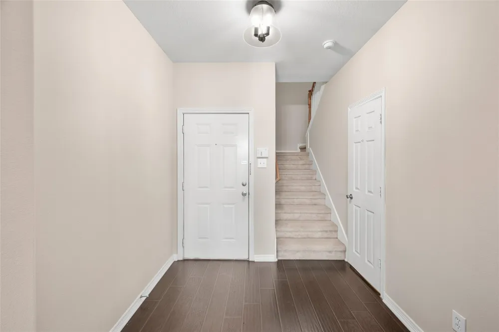911 Fish Creek Drive Katy, TX 77450