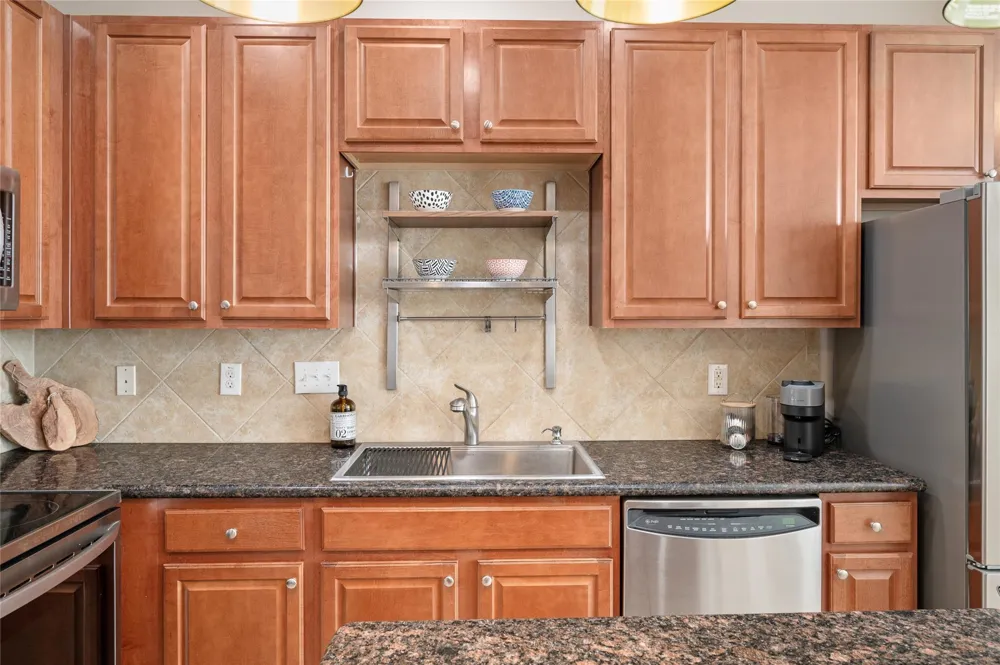 911 Fish Creek Drive Katy, TX 77450