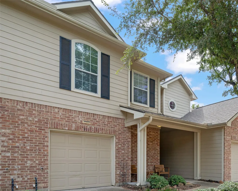 911 Fish Creek Drive Katy, TX 77450