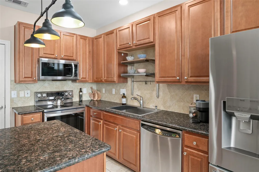 911 Fish Creek Drive Katy, TX 77450