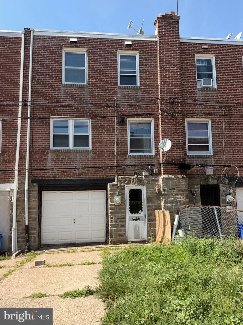 7217 BRADFORD STREET Philadelphia, PA 19149