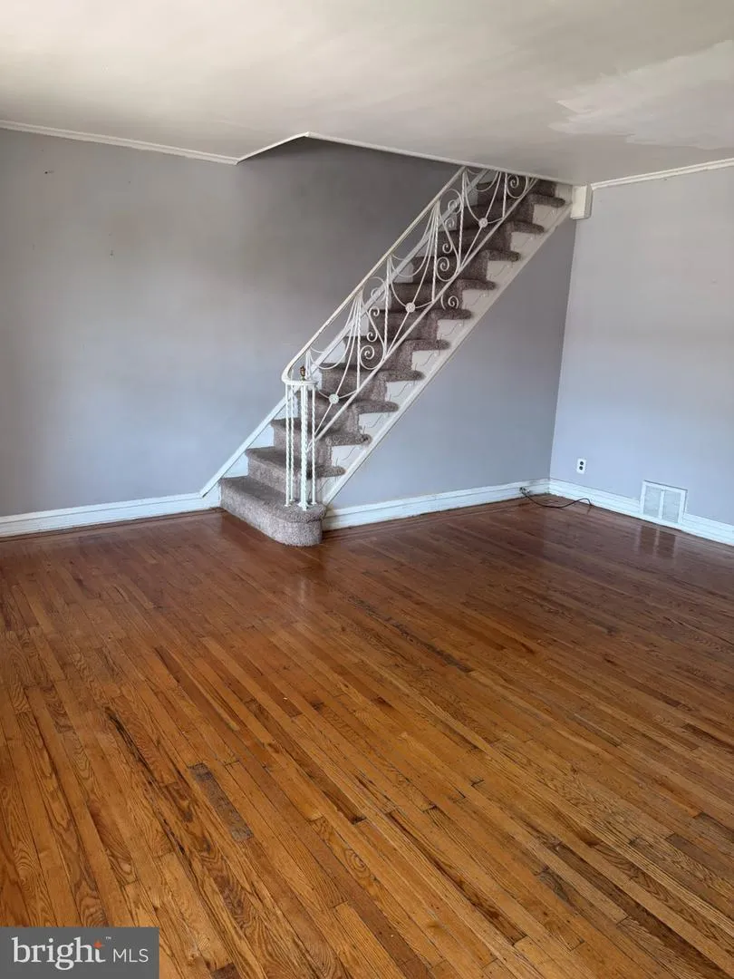 7217 BRADFORD STREET Philadelphia, PA 19149