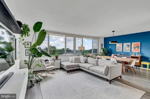 11801 ROCKVILLE PIKE #813