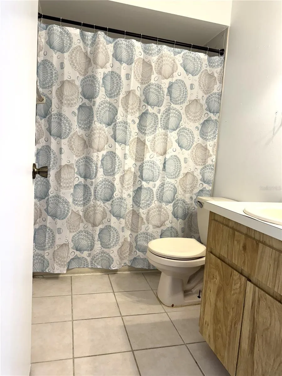 13608 S VILLAGE DRIVE #8203 Tampa, FL 33618